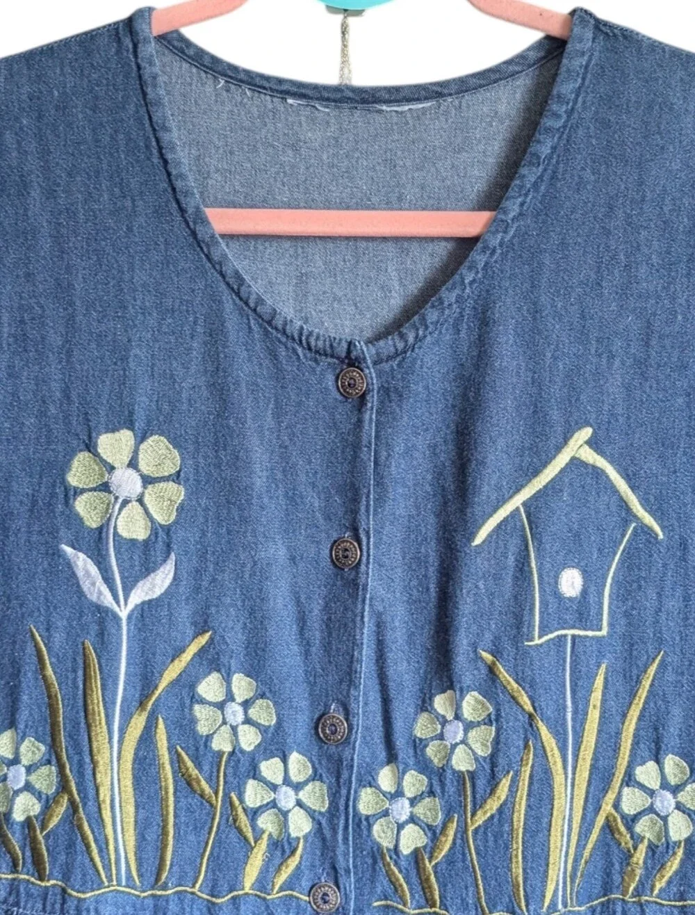 M • Vintage • Blue Denim Midi Dress with Shades Of Green Floral Embroidery - Picture 5 of 5